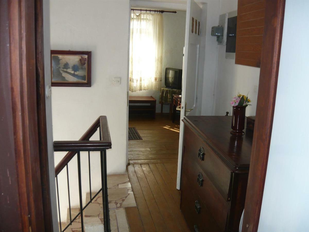 Art House Old Village イェセニツェ エクステリア 写真